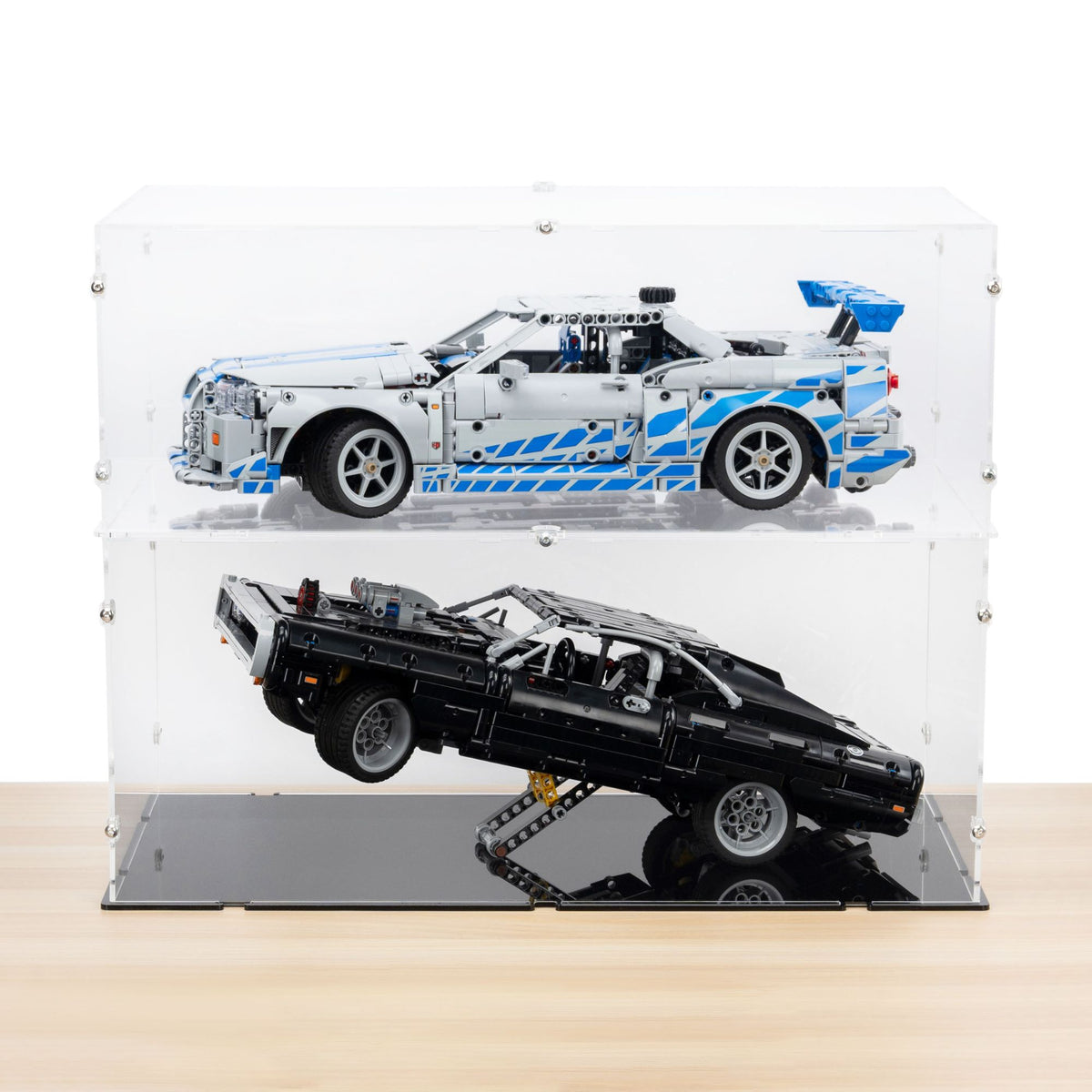 47 x 26 x 16cm Display Case
