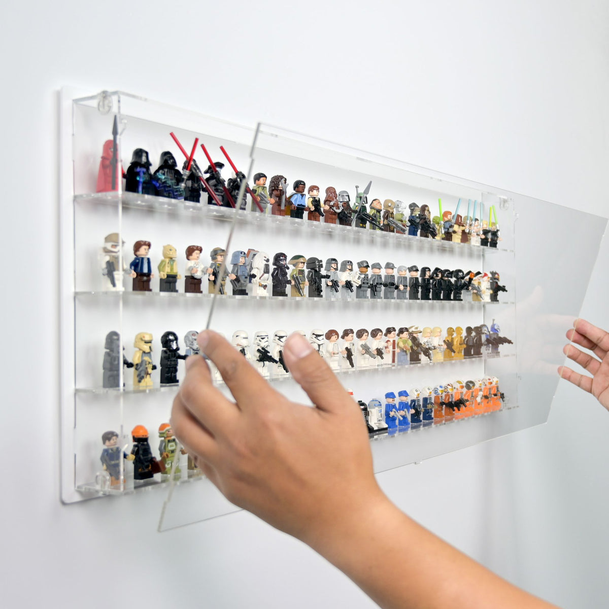 100 LEGO Minifigures Wall Display Case