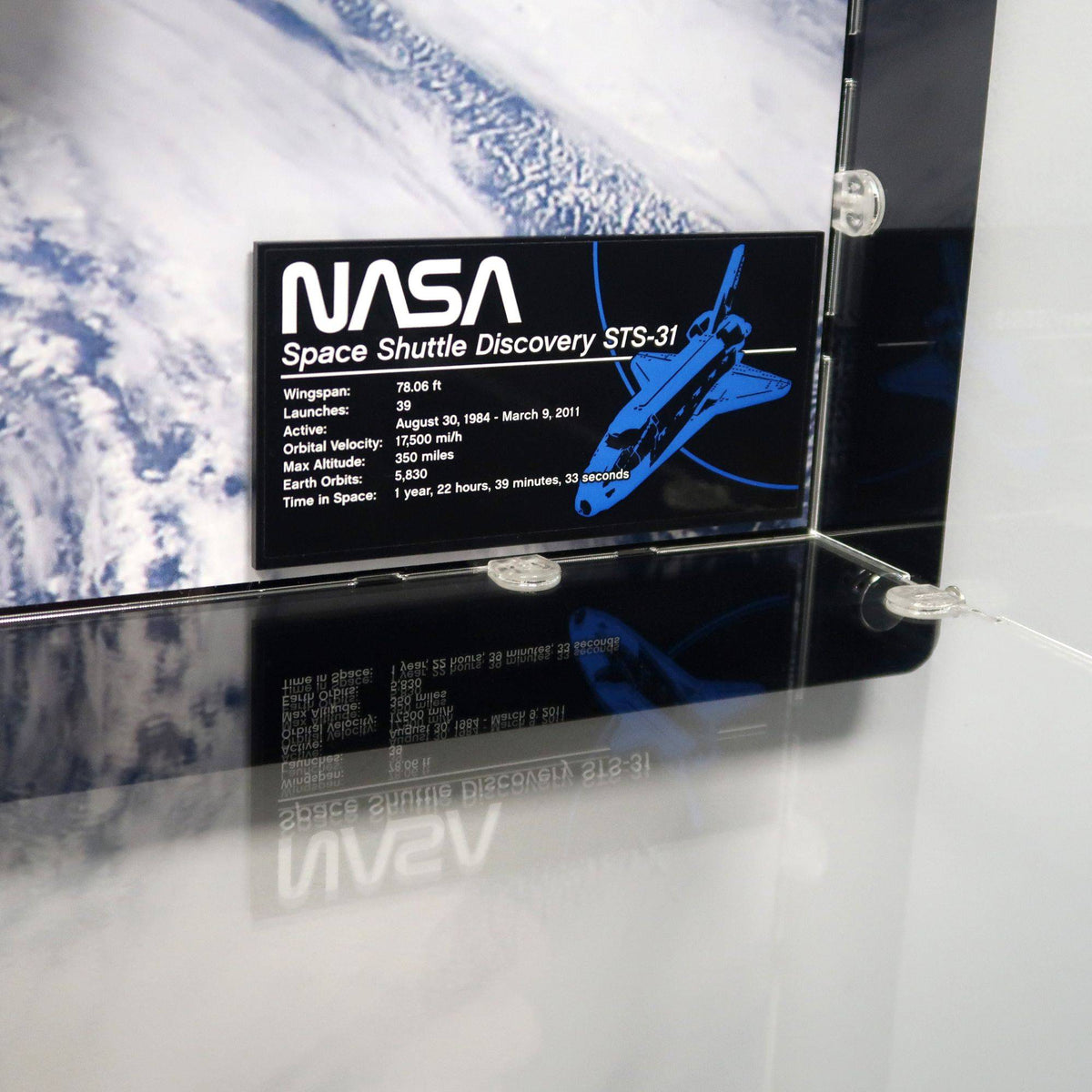 NASA Space Shuttle Discovery Wall Display Case for LEGO 10283