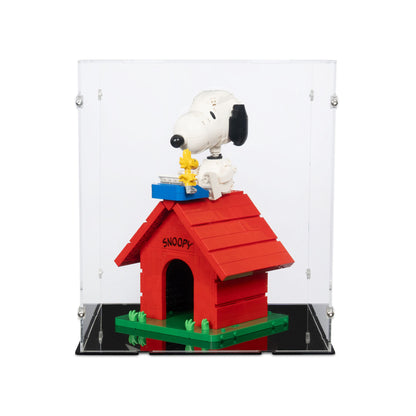 Peanuts: Snoopy's Doghouse Display Case for LEGO 21368