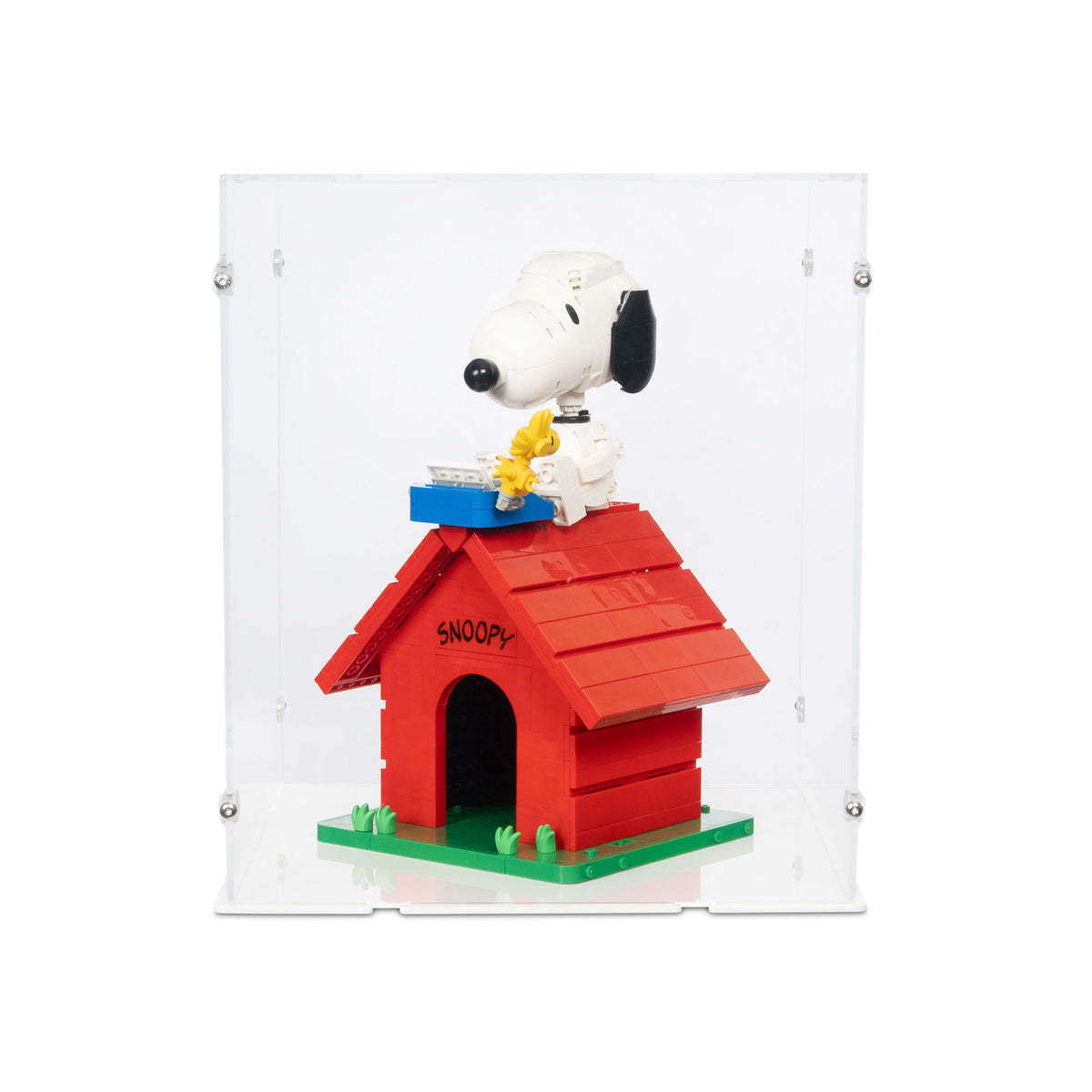 Peanuts: Snoopy's Doghouse Display Case for LEGO 21368