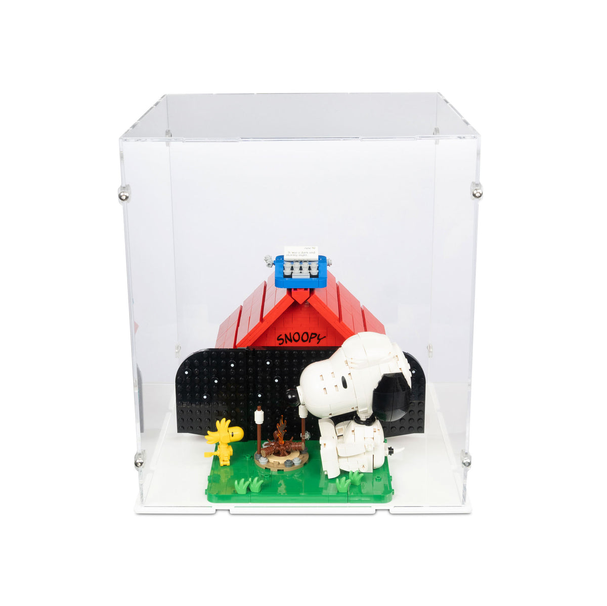 Peanuts: Snoopy's Doghouse Display Case for LEGO 21368