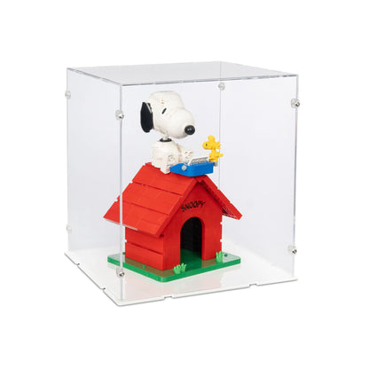 Peanuts: Snoopy's Doghouse Display Case for LEGO 21368