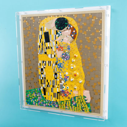 Gustav Klimt – The Kiss Wall Mounted Display Case for LEGO 31221