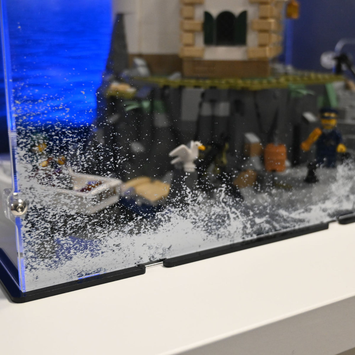 Motorised Lighthouse Display Case for LEGO 21335