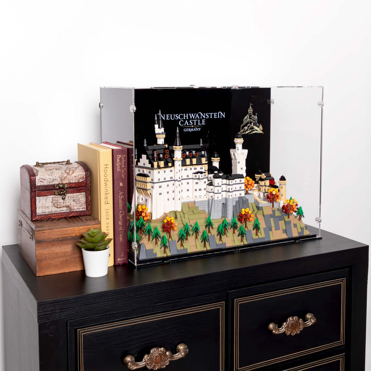 Neuschwanstein Castle Display Case for LEGO 21063