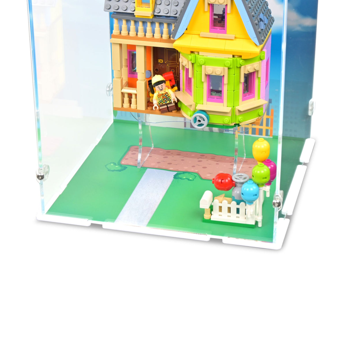 UP House Deluxe XL Display Case for LEGO 43217