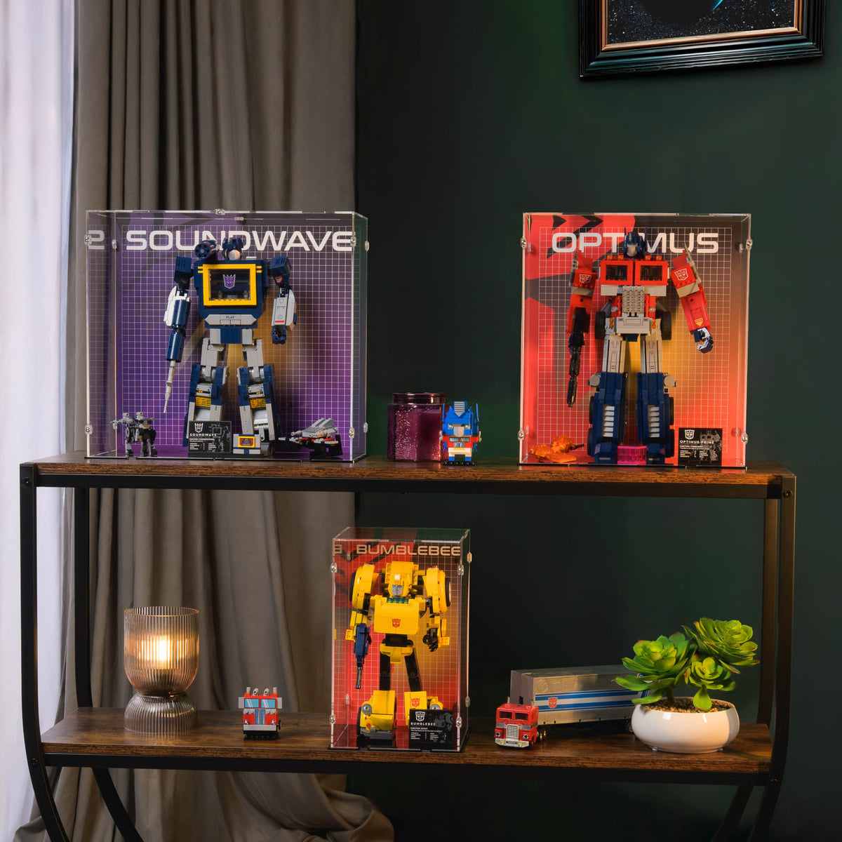 Transformers Soundwave Display Case for LEGO 10358