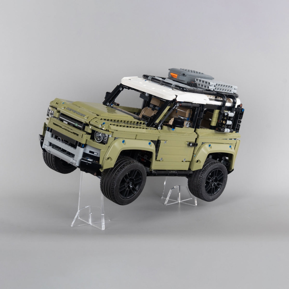 Angled Stand for LEGO Technic & Creator Cars (6/10 cm)
