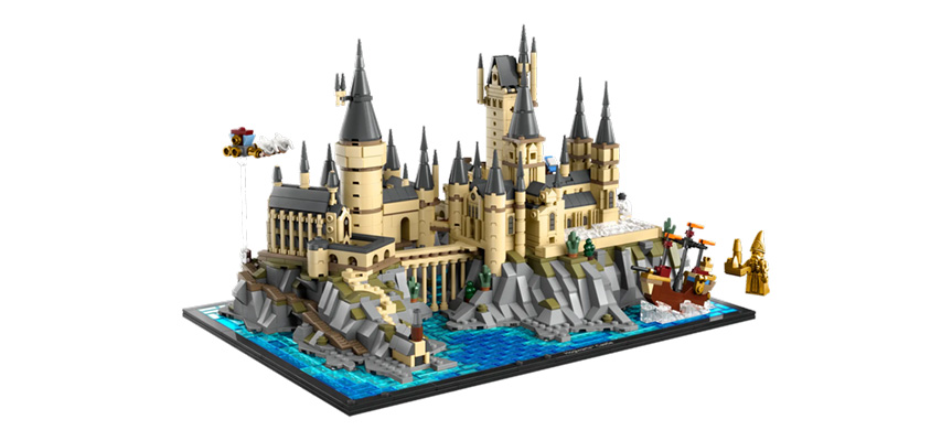 LEGO Hogwarts Castle & Grounds Set