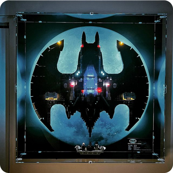 UCS 1989 Batwing Wall Display Case for LEGO 76161