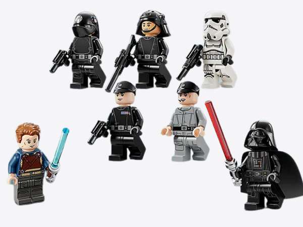 LEGO Minifigures from 75394