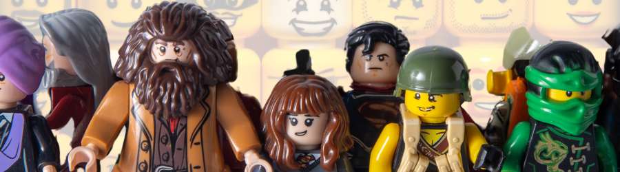 picture of LEGO minifigures