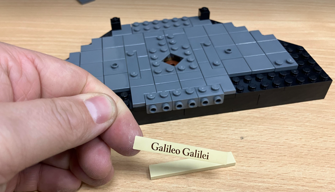 LEGO Ideas Tribute to Galileo Galilei 40595 gift-with-purchase