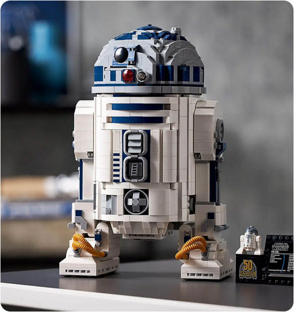 LEGO Star Wars R2-D2 Collectable Building Model – 75308