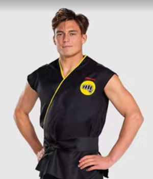 Cobra Kai Black Costume Netflix Show