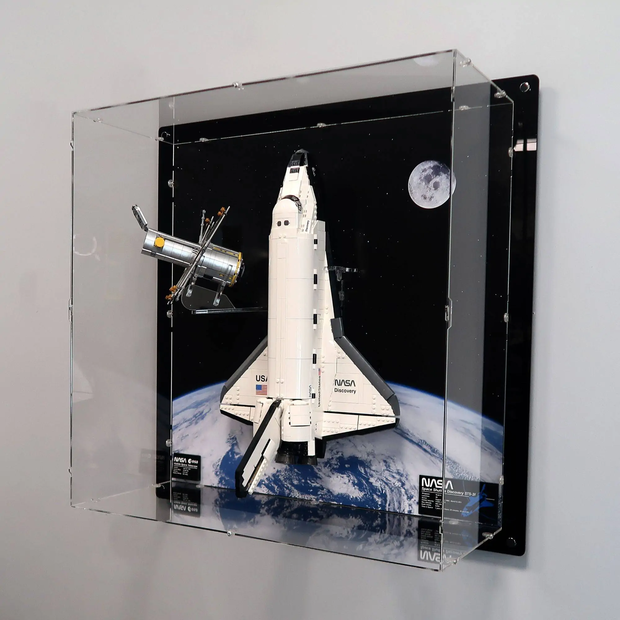 Lego Shuttle 10283 Expert NASA Space Shuttle Discovery & Hubble